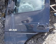 34146 Дверь левая в сборе 9407200305 9407200405  Mercedes AXOR евро5 2012