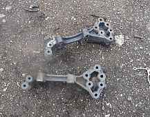 34206 Кронштейн подвески кабины задний 5010548956 Renault Magnum DXI12 2005