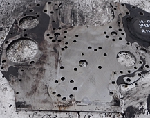 34328 Плита проставка крышки ГРМ 7408170561 Renault Magnum DXI12 2005