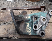 33458 Кронштейн двигателя Volvo F16 1620575 TD162