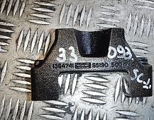 Опора вала коромысел Scania R124 DSC12