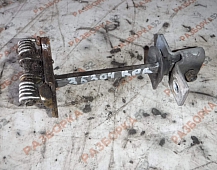 45304 Ограничитель двери правый 5000938852 Рено премиум Renault Premium DCI320 2005
