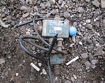 8452  Распределительный клапан пневмоподвески Клапан многопозиционный мерседес 2219 6X2 385.528 5631121090