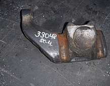 33048 Кронштейн амортизатора переднего нижний правый Скания 1354062 Scania R144 DSC1413