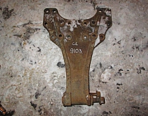 29103 Кронштейн реактивной тяги Меседес Актрос 0833251209 MP1