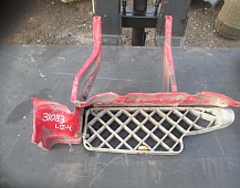 31083 Подножка скания левая с кронштейном 1535035 Scania 144 DSC1413