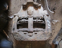 30716 Суппорт тормозной дисковой задний правый Рено премиум Renault Premium мост 68324856