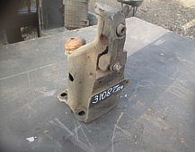 31087 Кронштейн крепления торсиона скания левый 1343093 Scania 144 DSC1413