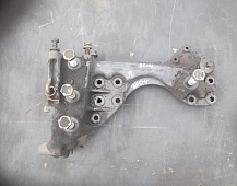 31104 Кронштейн переднего бампера скания левый 1375801 Scania R144 DSC1413