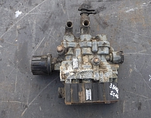 33061 Кран уровня пола главный скания 4729000610 Scania R144 DSC1413