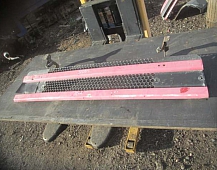 31084 Ступенька решетки радиатора скания 1366188 1454121 Scania 144 DSC1413