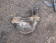 29551 Кронштейн пневмпоподушки левый Мерседес актрос MP1 9423270241