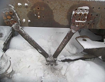 30529 Кронштейн реактивной тяги задний правый Volvo F16 TD163 3985257 1605304