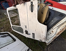 1005 Дверь белая левая и правая КОМПЛЕКТ 3шт Ман Man F2000 81626004088 81626004087