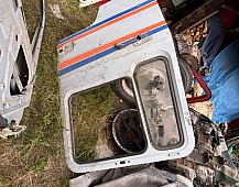 1011 Двери левая и правая КОМПЛЕКТ Ман MAN F200 81626004077