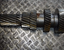 45144 Вал промежуточный КПП 1316303058 1393880 Ивеко IVECO EuroTech 16S151 16S181