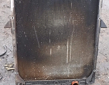 45828 Радиатор охлаждения двигателя 81061016510  Daf 95 ATI 1995